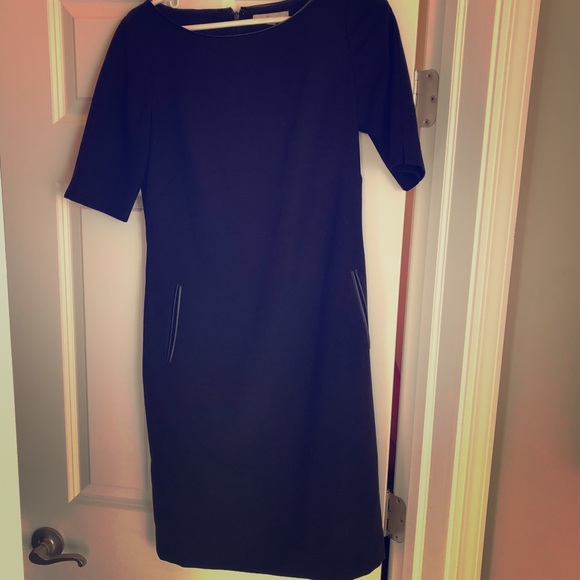 Banana Republic Dresses & Skirts - Seasonless Black Dress